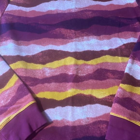 Lands End Sweatshirt - Picture 2 of 6